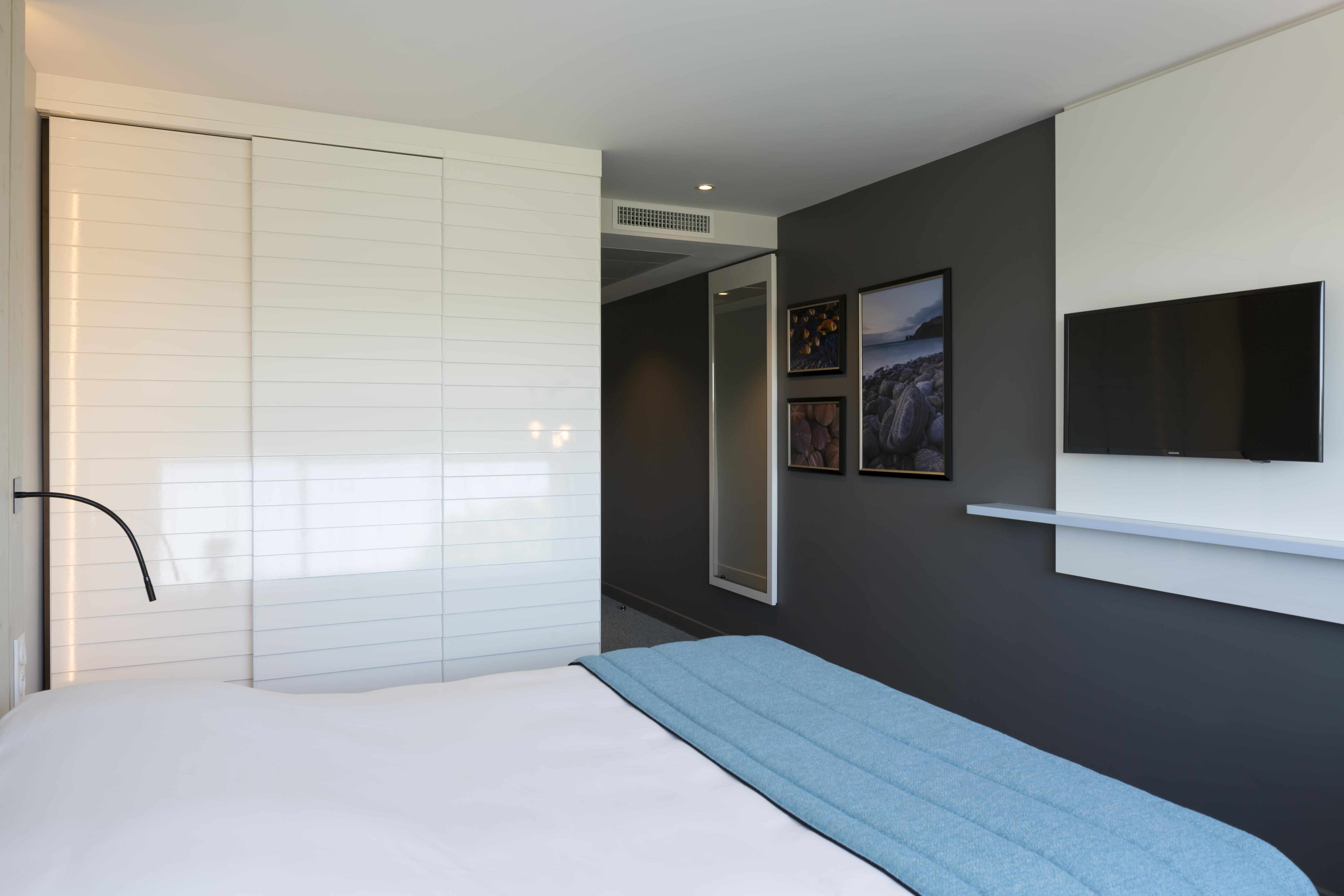 Logis Hotel Les Pins - Operalia Balaruc-les-Bains Kültér fotó