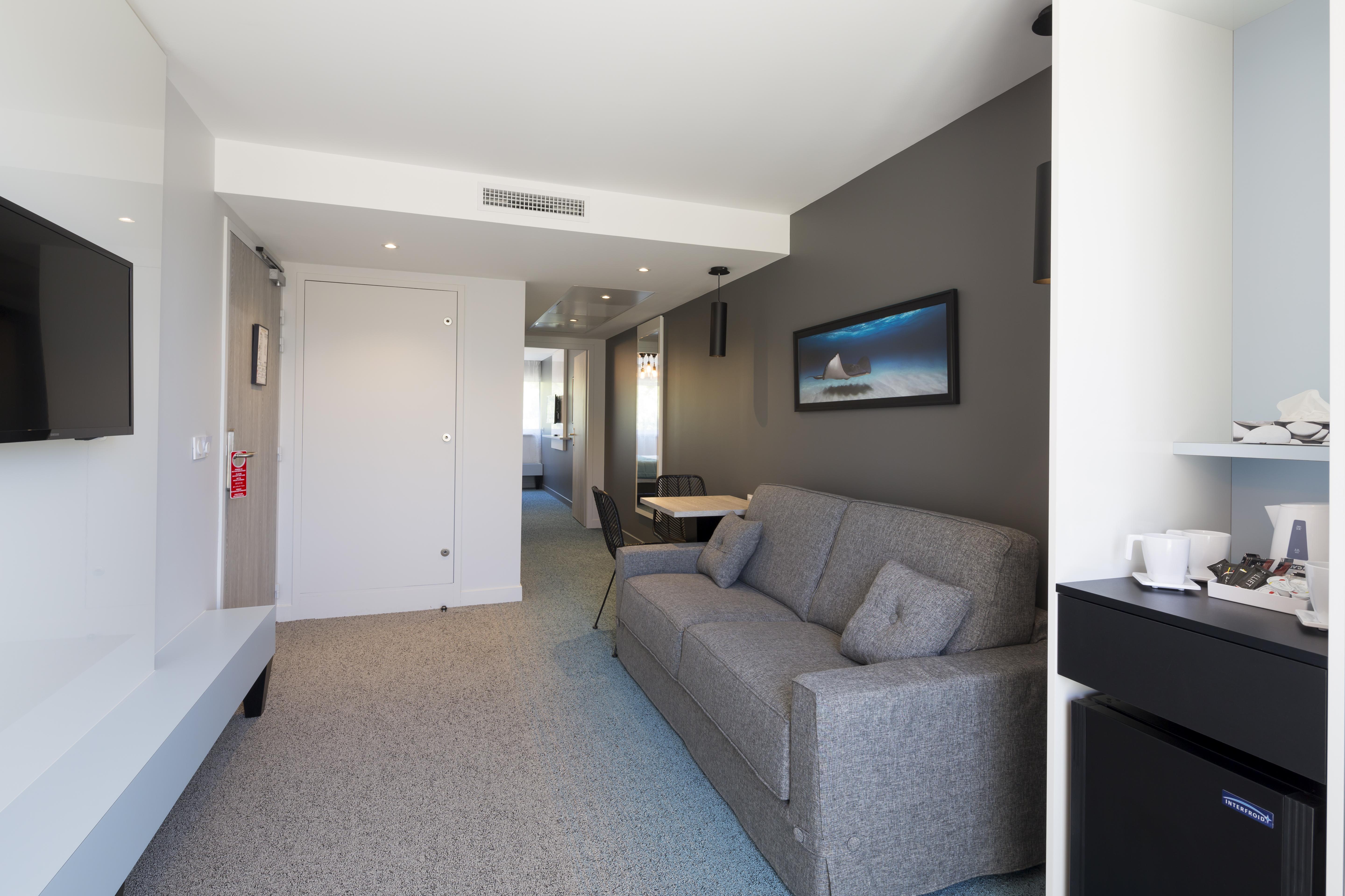 Logis Hotel Les Pins - Operalia Balaruc-les-Bains Kültér fotó