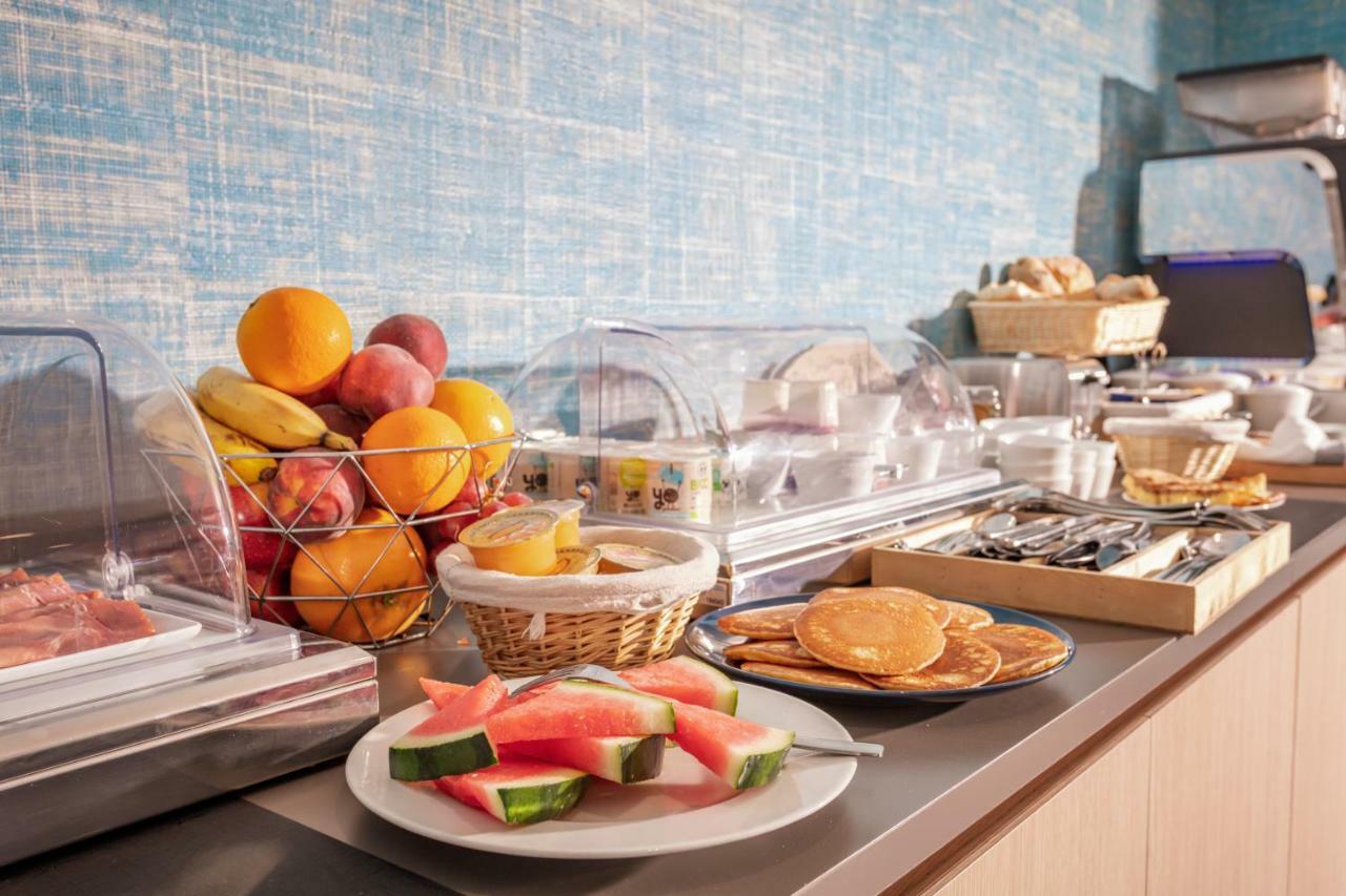 Logis Hotel Les Pins - Operalia Balaruc-les-Bains Kültér fotó